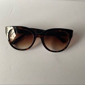 Vince Camuto Brown Sunglasses